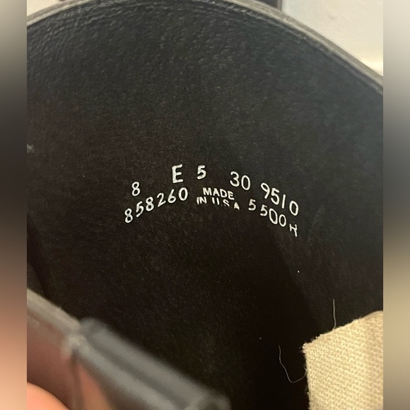 Classic back leather lace up English riding boots. So preppy! GUC! - Picture 5 of 13